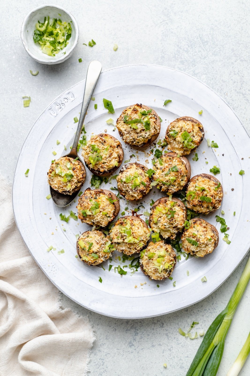 low carb jalapeño popper stuffed mushrooms on a plate