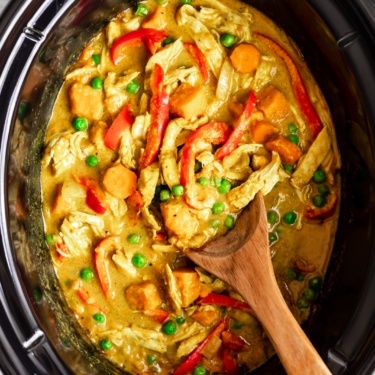 yellow chicken curry in the slow cooker